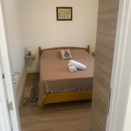 Apartment Telar